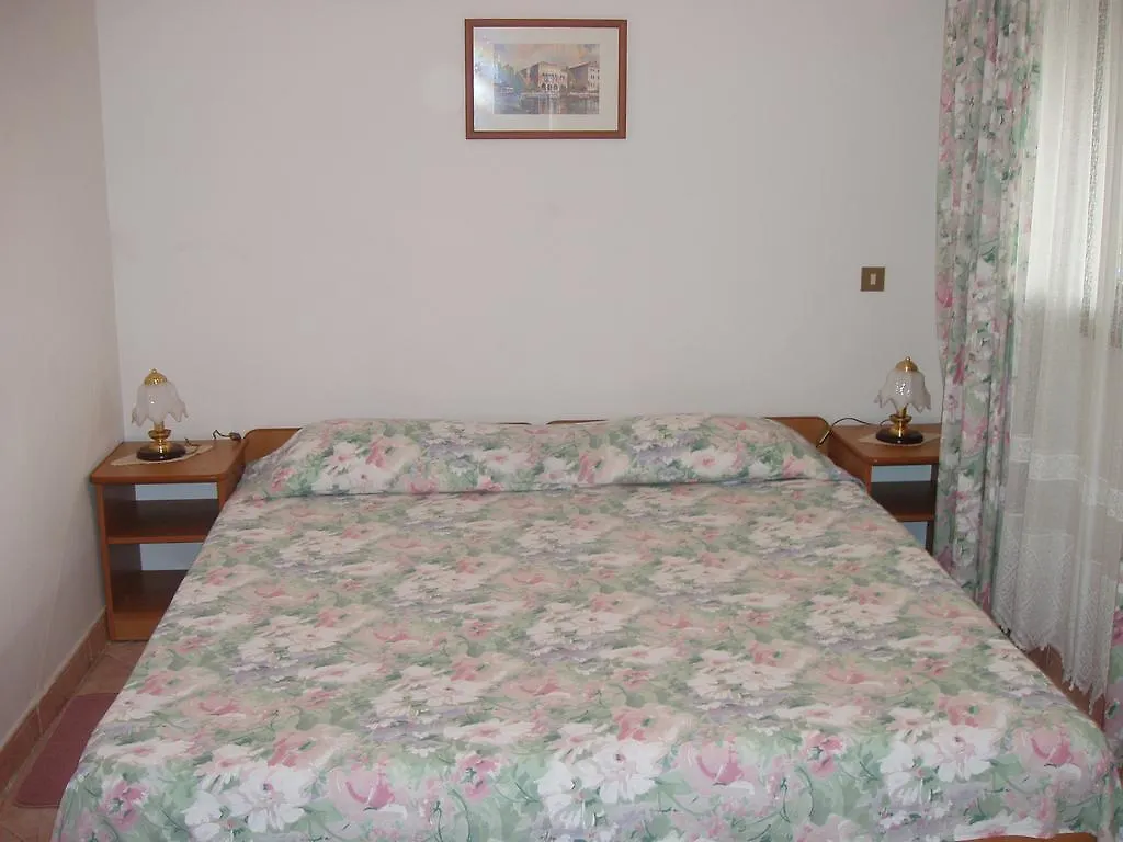 Apartments Porec Istria By Nina Croacia